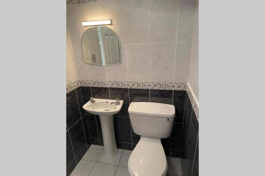 Glenmount Castleblayney Villa Bagian luar foto