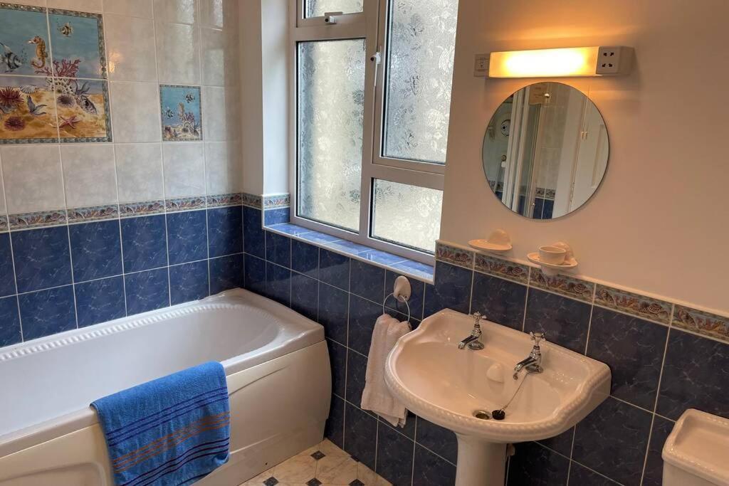 Glenmount Castleblayney Villa Bagian luar foto