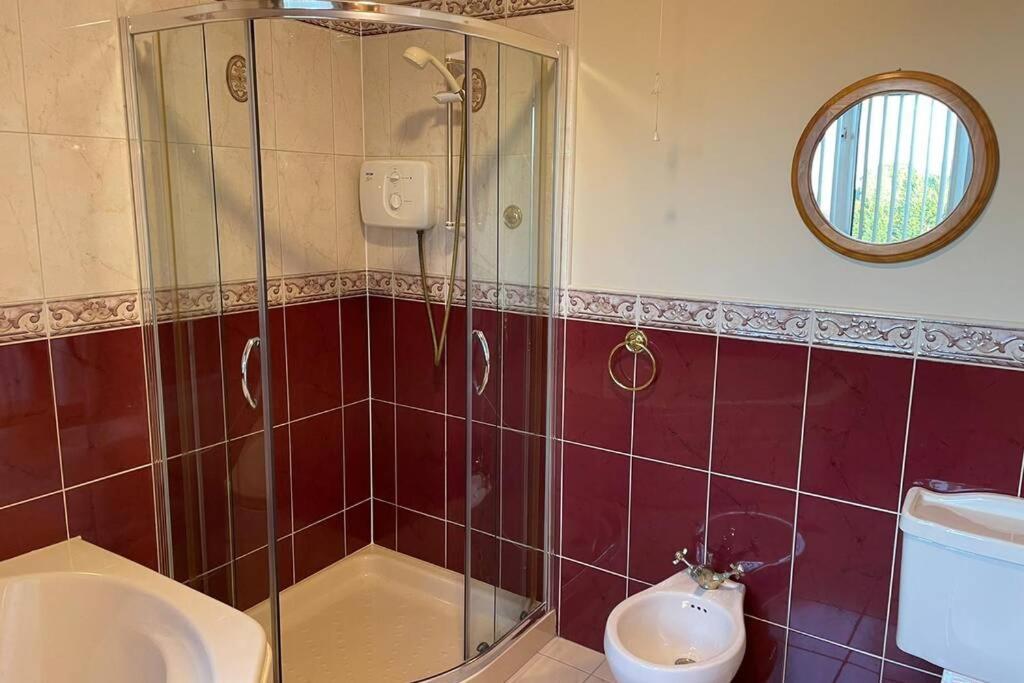 Glenmount Castleblayney Villa Bagian luar foto